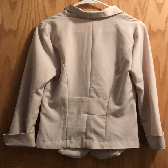 Mauve Charlotte Russe blazer - Picture 2 of 2